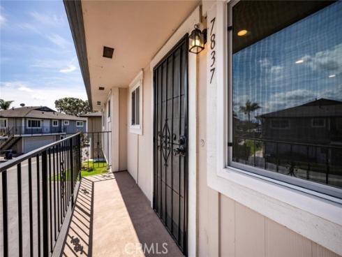 7837 Arbor 96D Circle, Huntington Beach, CA