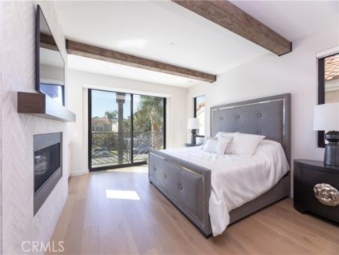 414 9th , Huntington Beach, CA