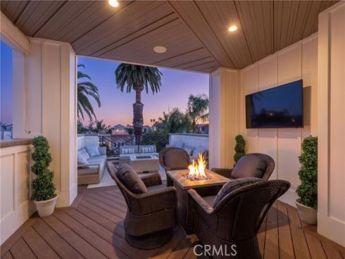 414 9th , Huntington Beach, CA