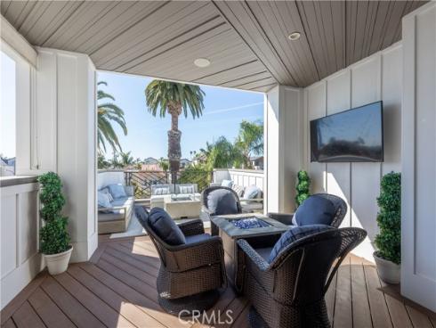 414 9th , Huntington Beach, CA