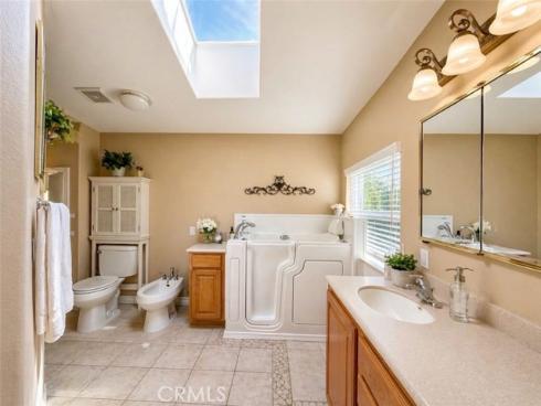16401 Napili Lane, Huntington Beach, CA