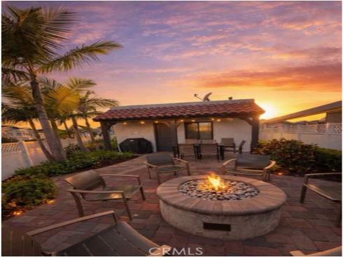 16401 Napili Lane, Huntington Beach, CA
