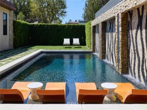 1112 Park Street, Huntington Beach, CA