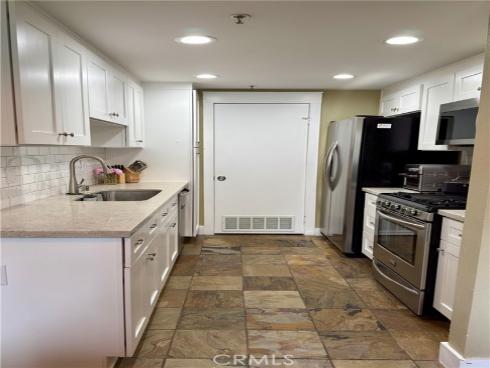 17661 Sergio CI103 Circle, Huntington Beach, CA