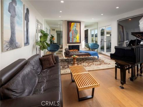 3242 Falkland , Huntington Beach, CA