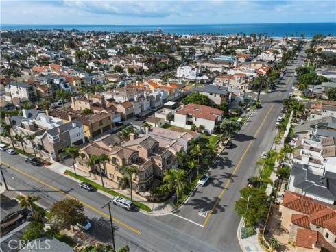 526 12th St , Huntington Beach, CA