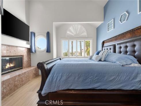 1014 England Street, Huntington Beach, CA