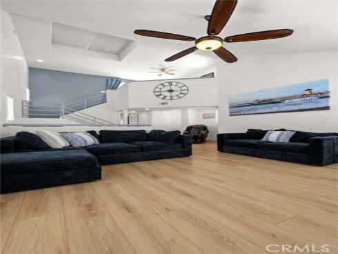 1014 England Street, Huntington Beach, CA