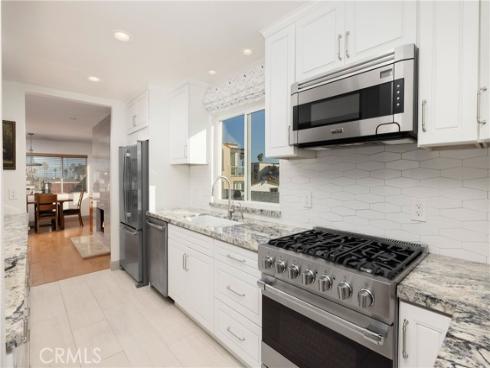 17081  5th   Street, Huntington Beach, CA