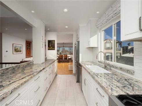 17081  5th   Street, Huntington Beach, CA
