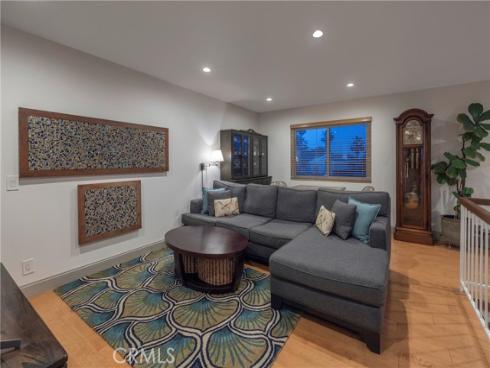 17081  5th   Street, Huntington Beach, CA