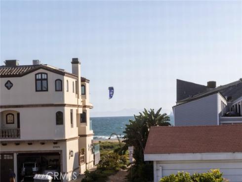 17081  5th   Street, Huntington Beach, CA