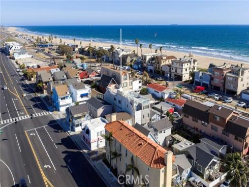17081  5th   Street, Huntington Beach, CA
