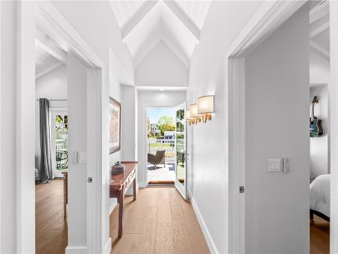 817 Main Street, Huntington Beach, CA
