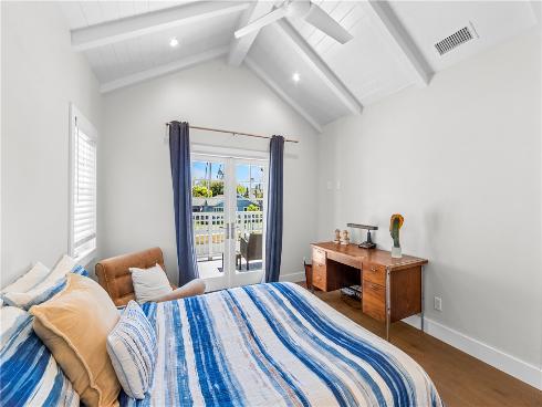 817 Main Street, Huntington Beach, CA