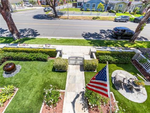 817 Main Street, Huntington Beach, CA
