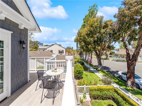 817 Main Street, Huntington Beach, CA