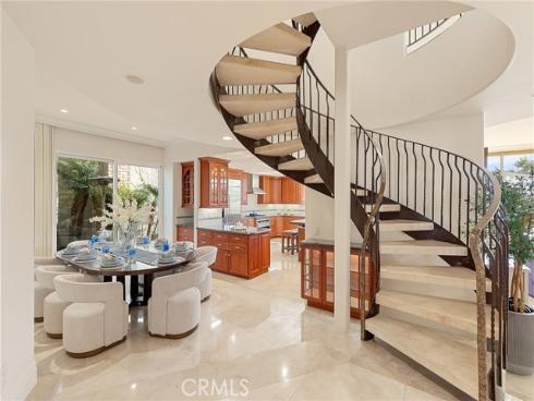 16181 Santa Barbara Lane, Huntington Beach, CA