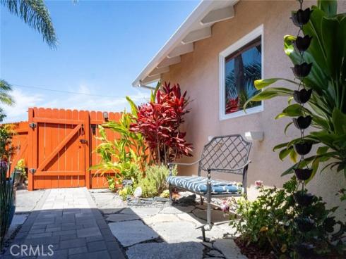 16042 Warren , Huntington Beach, CA
