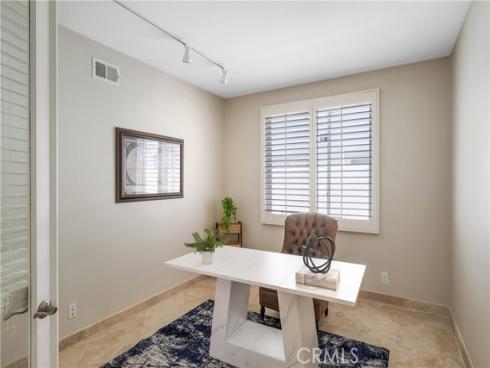 19076  Stonehurst  , Huntington Beach, CA
