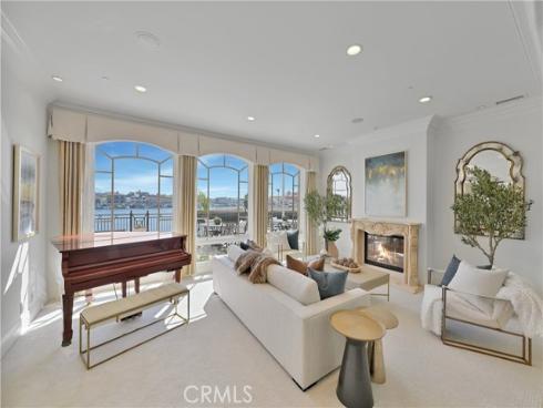 3352 Bounty , Huntington Beach, CA