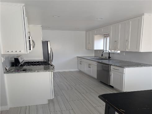 205 13th D Street, Huntington Beach, CA