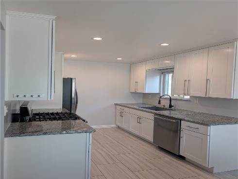 205 13th D Street, Huntington Beach, CA