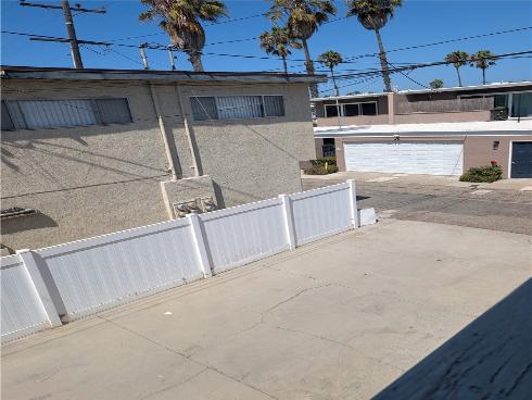 205 13th D Street, Huntington Beach, CA