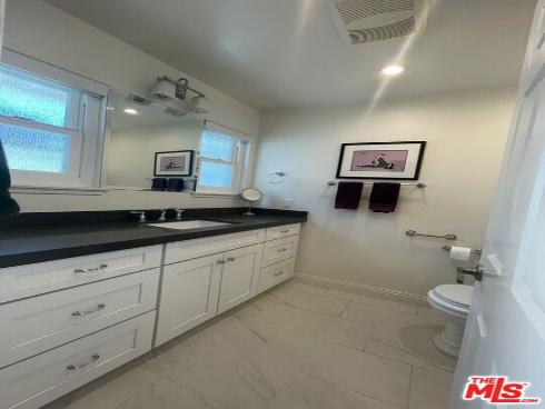 16962 Agate Circle, Huntington Beach, CA