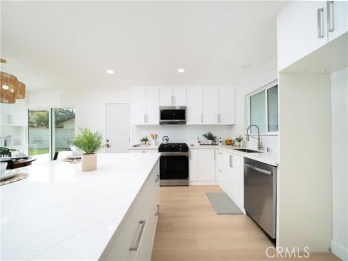 10232  Halawa  , Huntington Beach, CA