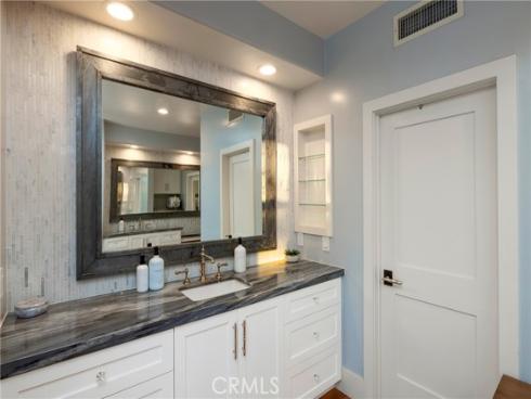 19531 Peninsula , Huntington Beach, CA