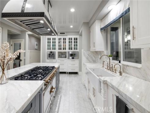 19531 Peninsula , Huntington Beach, CA