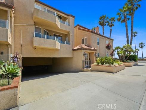 2000  Pacific Coast Hwy  308 , Huntington Beach, CA