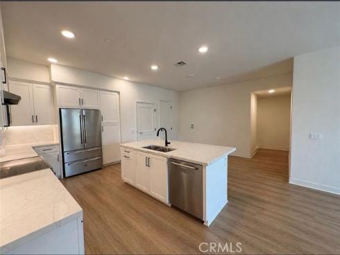 414 Main St Unit 210 , Huntington Beach, CA