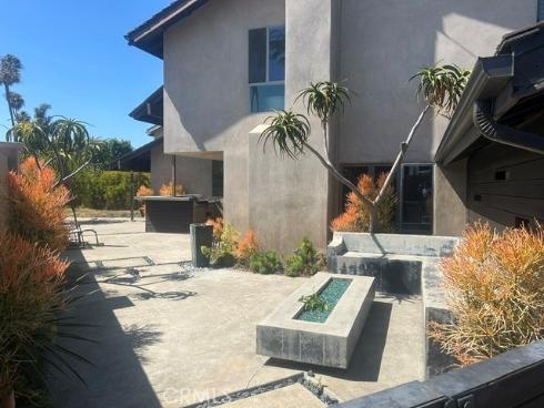 75 Adams Avenue, Huntington Beach, CA