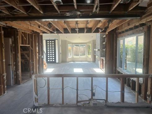 75 Adams Avenue, Huntington Beach, CA