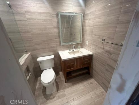75 Adams Avenue, Huntington Beach, CA