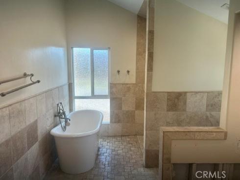 75 Adams Avenue, Huntington Beach, CA