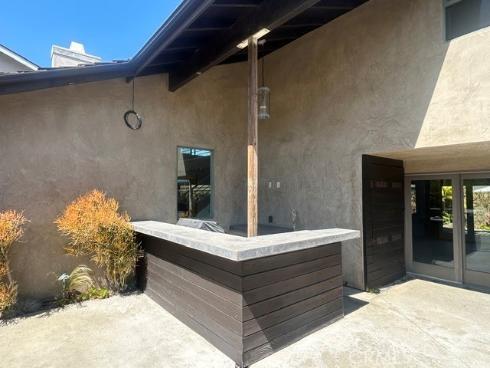 75 Adams Avenue, Huntington Beach, CA