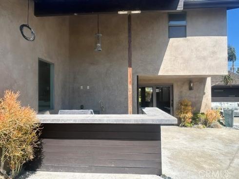 75 Adams Avenue, Huntington Beach, CA