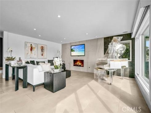 16412 Ardsley Circle, Huntington Beach, CA