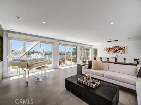 16412 Ardsley Circle, Huntington Beach, CA