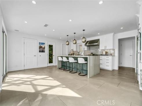 16412 Ardsley Circle, Huntington Beach, CA