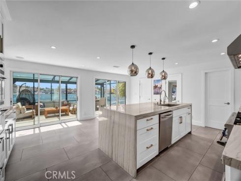 16412 Ardsley Circle, Huntington Beach, CA