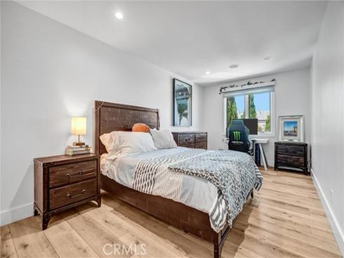 16412 Ardsley Circle, Huntington Beach, CA