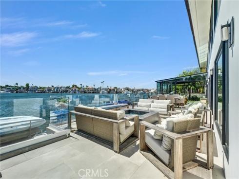 16412 Ardsley Circle, Huntington Beach, CA