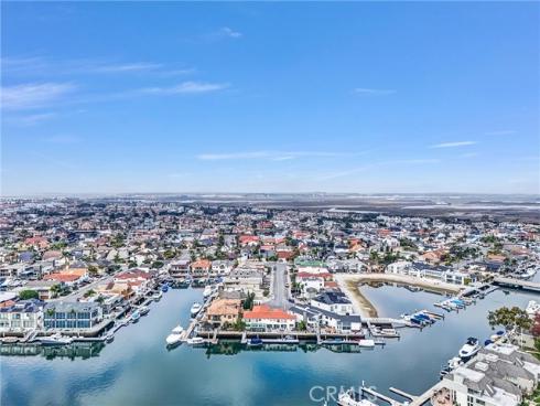 16412 Ardsley Circle, Huntington Beach, CA