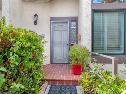 19544 Vasile Cir , Huntington Beach, CA