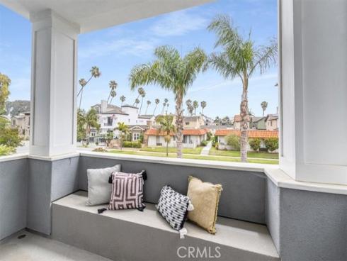 617 12th , Huntington Beach, CA