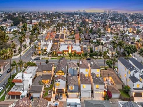 617 12th , Huntington Beach, CA